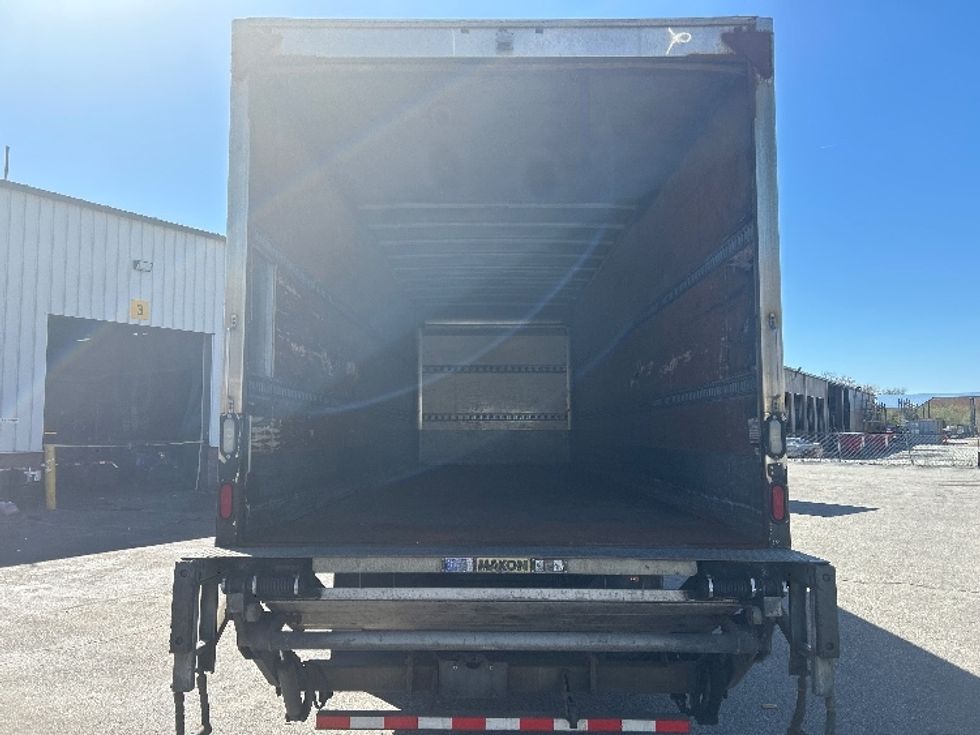 Medium Duty Box Truck-Light and Medium Duty Trucks-Hino-2018-268-Fitchburg-MA-276,621\n\t\tmiles-$ 37,500 - Image 8