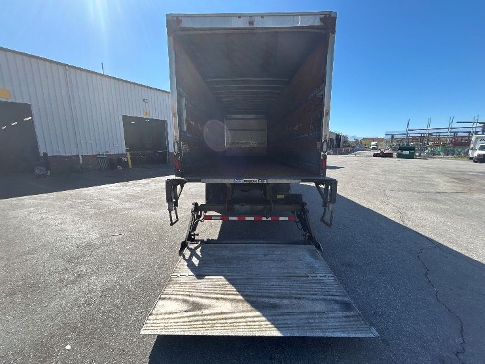 Medium Duty Box Truck-Light and Medium Duty Trucks-Hino-2018-268-Fitchburg-MA-276,621\n\t\tmiles-$ 37,500 - Image 9