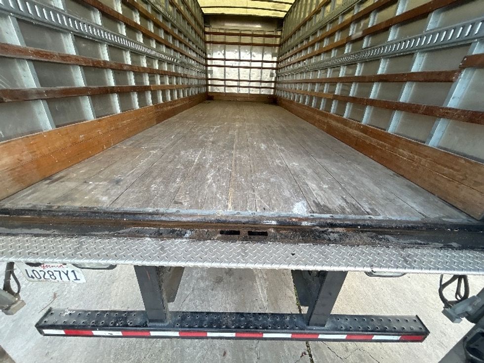 Medium Duty Box Truck-Light and Medium Duty Trucks-Hino-2018-268-Fontana-CA-106,845\n\t\tmiles-$ 55,500 - Image 10