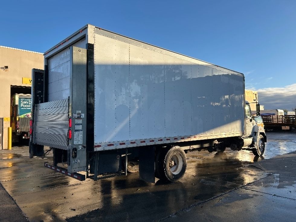 Medium Duty Box Truck-Light and Medium Duty Trucks-Hino-2018-268-Fontana-CA-120,221\n\t\tmiles-$ 54,250 - Image 13