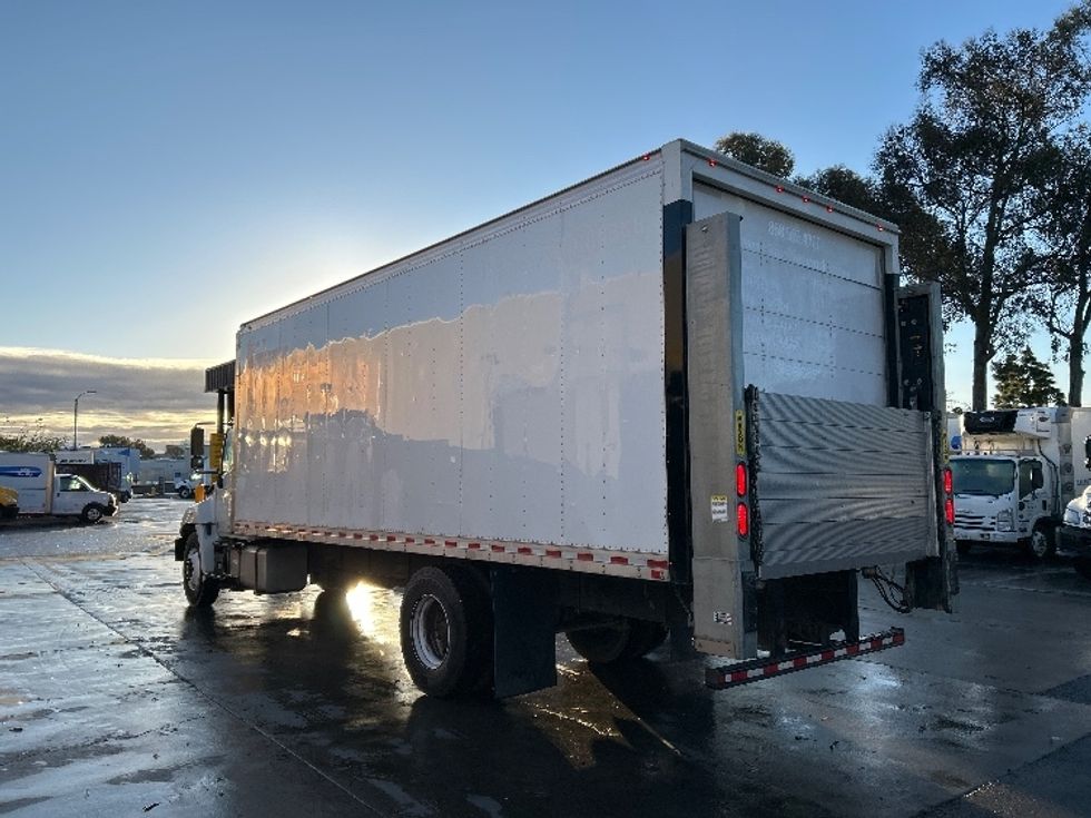 Medium Duty Box Truck-Light and Medium Duty Trucks-Hino-2018-268-Fontana-CA-120,221\n\t\tmiles-$ 54,250 - Image 6