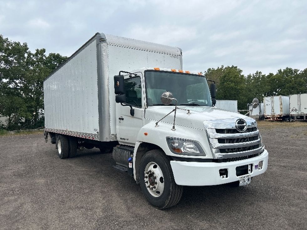 Medium Duty Box Truck-Light and Medium Duty Trucks-Hino-2018-268-Fredonia-NY-147,168\n\t\tmiles-$ 52,750 - Image 1