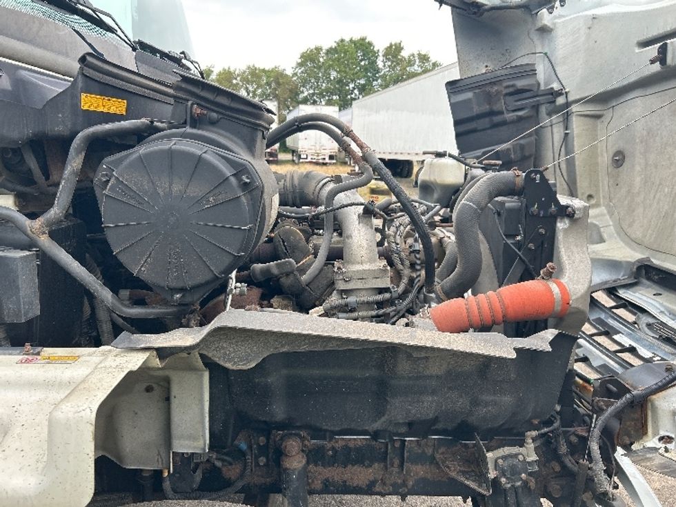 Medium Duty Box Truck-Light and Medium Duty Trucks-Hino-2018-268-Fredonia-NY-147,168\n\t\tmiles-$ 52,750 - Image 23