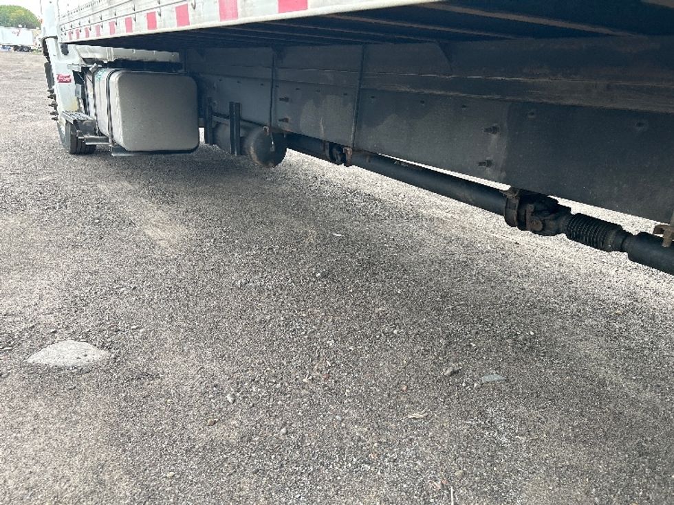 Medium Duty Box Truck-Light and Medium Duty Trucks-Hino-2018-268-Fredonia-NY-147,168\n\t\tmiles-$ 52,750 - Image 5