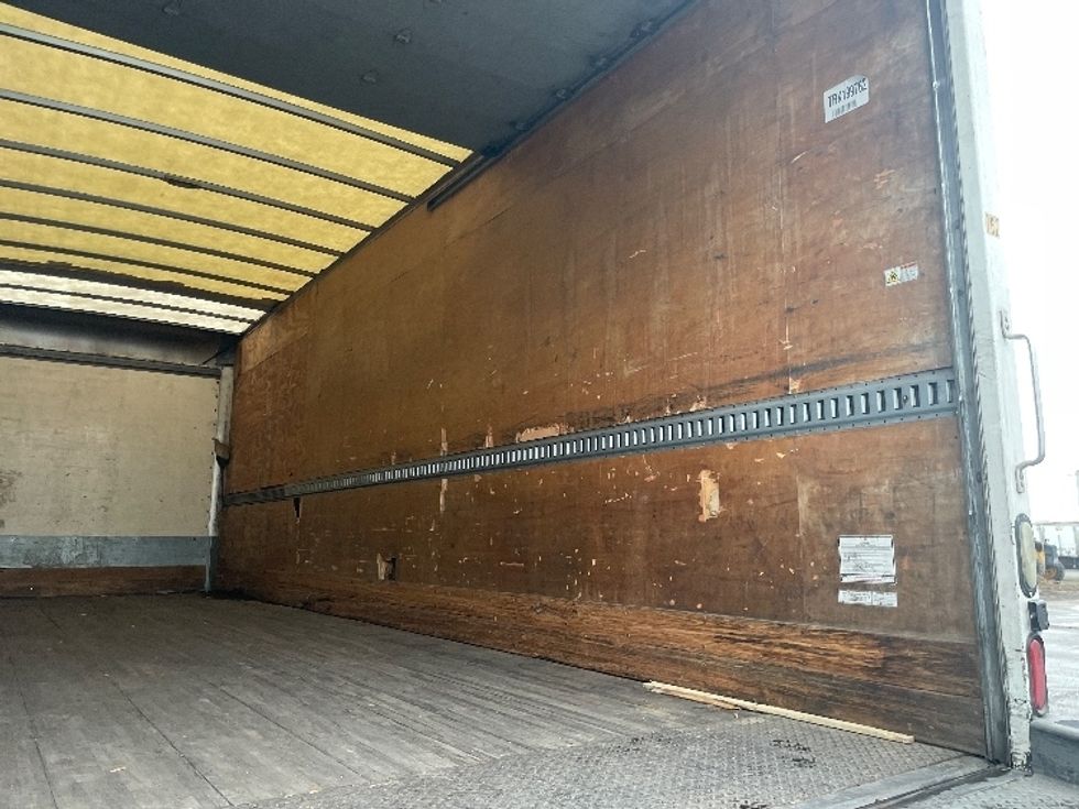 Medium Duty Box Truck-Light and Medium Duty Trucks-Hino-2018-268-Fresno-CA-259,100\n\t\tmiles-$ 37,750 - Image 10