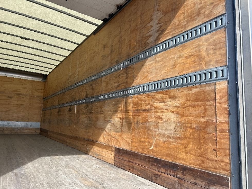 Medium Duty Box Truck-Light and Medium Duty Trucks-Hino-2018-268-Greeley-CO-162,297\n\t\tmiles-$ 49,750 - Image 12