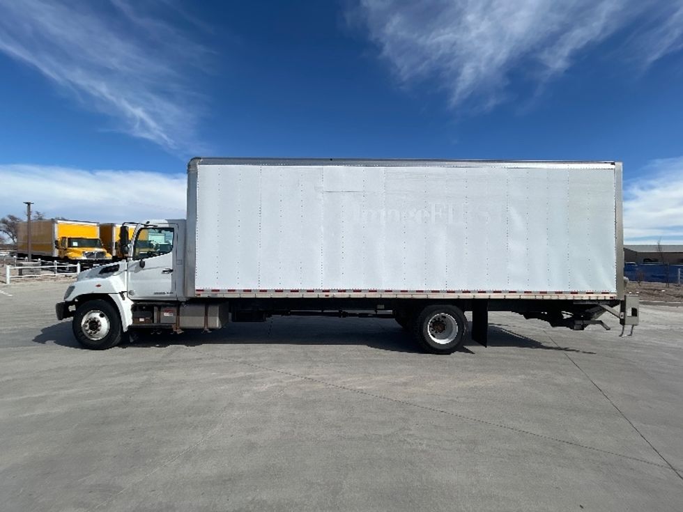 Medium Duty Box Truck-Light and Medium Duty Trucks-Hino-2018-268-Greeley-CO-162,297\n\t\tmiles-$ 49,750 - Image 4