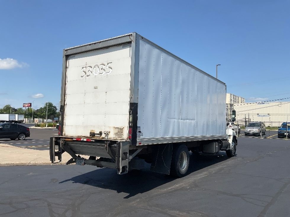 Medium Duty Box Truck-Light and Medium Duty Trucks-Hino-2018-268-Milwaukee-WI-342,744\n\t\tmiles-$ 27,250 - Image 13