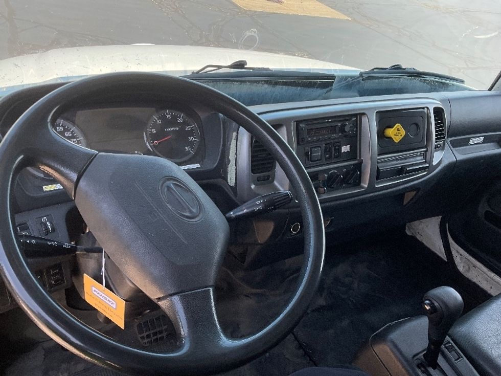Medium Duty Box Truck-Light and Medium Duty Trucks-Hino-2018-268-Milwaukee-WI-342,744\n\t\tmiles-$ 27,250 - Image 18