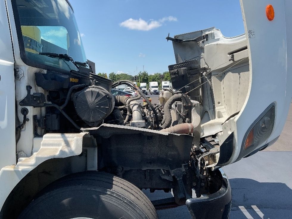 Medium Duty Box Truck-Light and Medium Duty Trucks-Hino-2018-268-Milwaukee-WI-342,744\n\t\tmiles-$ 27,250 - Image 23