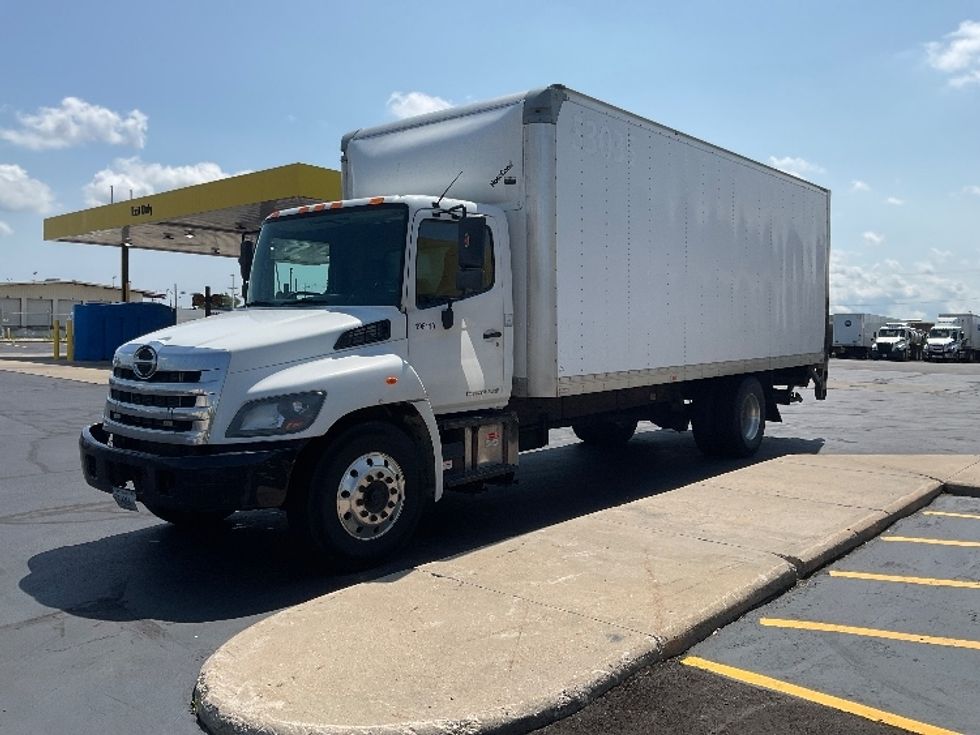 Medium Duty Box Truck-Light and Medium Duty Trucks-Hino-2018-268-Milwaukee-WI-342,744\n\t\tmiles-$ 27,250 - Image 3