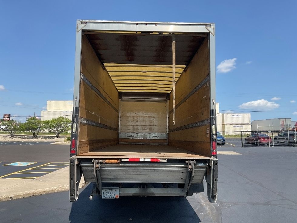 Medium Duty Box Truck-Light and Medium Duty Trucks-Hino-2018-268-Milwaukee-WI-342,744\n\t\tmiles-$ 27,250 - Image 8