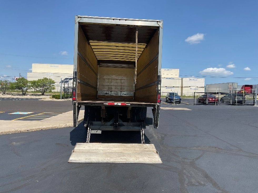 Medium Duty Box Truck-Light and Medium Duty Trucks-Hino-2018-268-Milwaukee-WI-342,744\n\t\tmiles-$ 27,250 - Image 9
