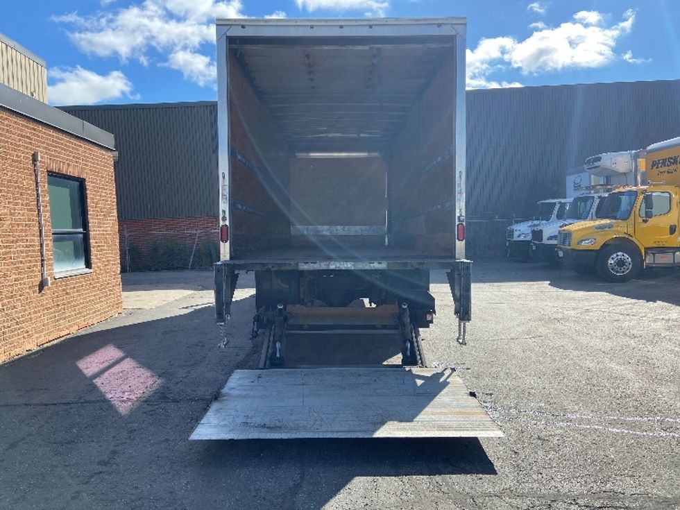 Medium Duty Box Truck-Light and Medium Duty Trucks-Hino-2018-268-Mississauga-ON-278,352\n\t\tkm-$ 61,000 - Image 9