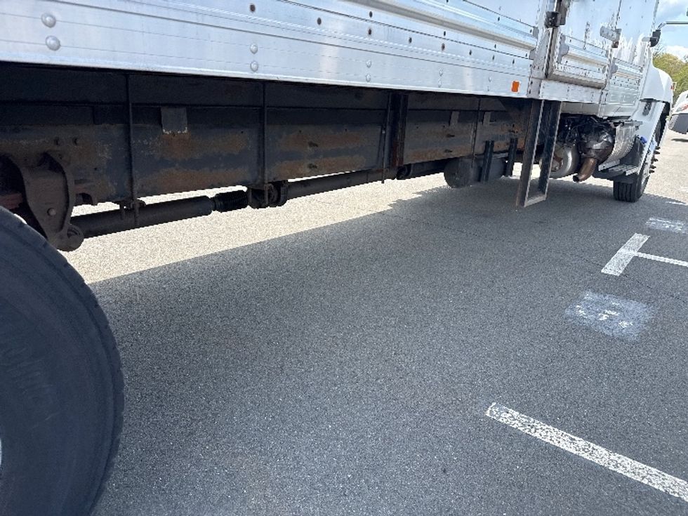 Medium Duty Box Truck-Light and Medium Duty Trucks-Hino-2018-268-Monmouth Junction-NJ-165,559\n\t\tmiles-$ 50,250 - Image 13