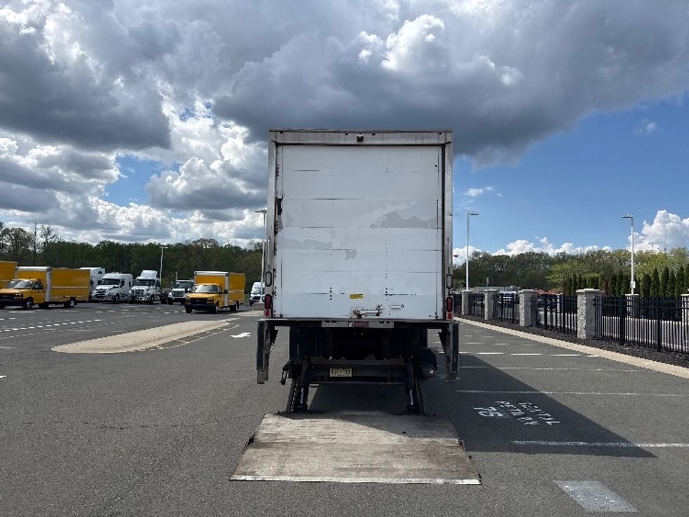 Medium Duty Box Truck-Light and Medium Duty Trucks-Hino-2018-268-Monmouth Junction-NJ-165,559\n\t\tmiles-$ 50,250 - Image 8