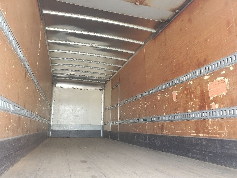 Medium Duty Box Truck-Light and Medium Duty Trucks-Hino-2018-268-Monmouth Junction-NJ-255,495\n\t\tmiles-$ 37,250 - Image 11