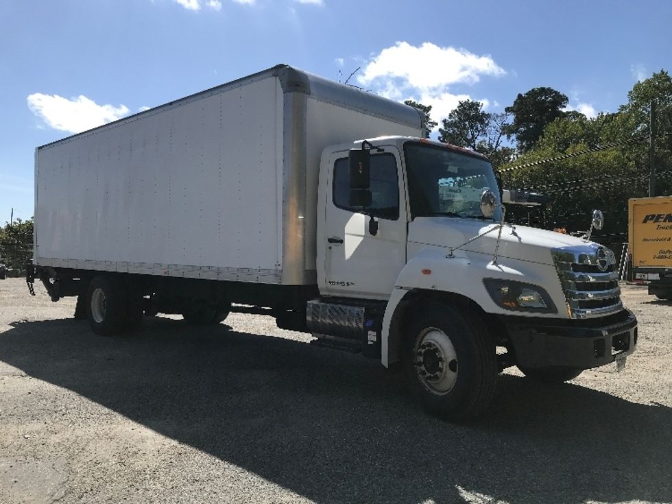 Medium Duty Box Truck-Light and Medium Duty Trucks-Hino-2018-268-Newport News-VA-108,654\n\t\tmiles-$ 56,250 - Image 1