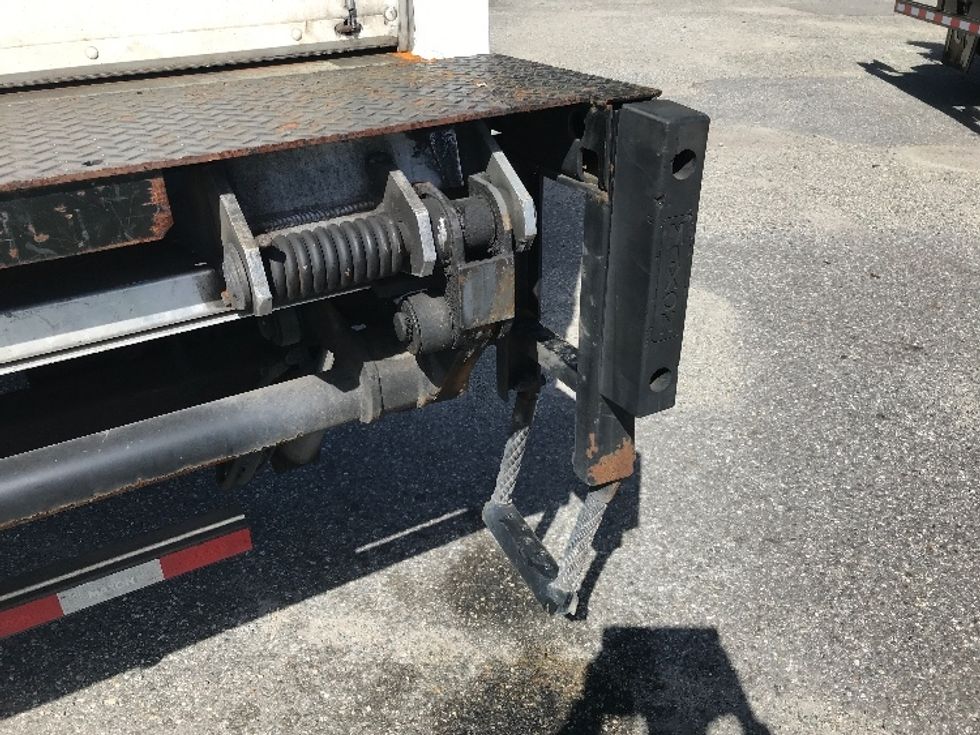 Medium Duty Box Truck-Light and Medium Duty Trucks-Hino-2018-268-Newport News-VA-108,654\n\t\tmiles-$ 56,250 - Image 25