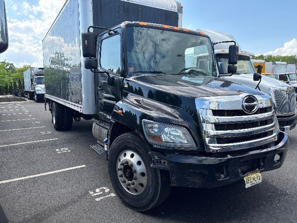 Medium Duty Box Truck-Light and Medium Duty Trucks-Hino-2018-268-North Bergen-NJ-50,843\n\t\tmiles-$ 56,750 - Image 1