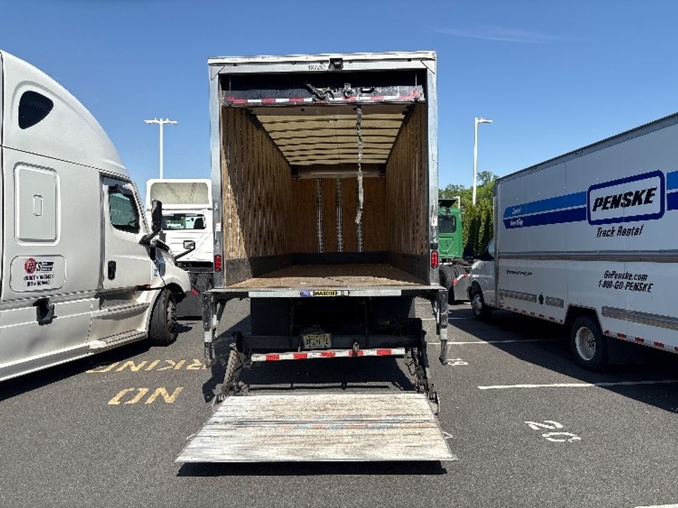 Medium Duty Box Truck-Light and Medium Duty Trucks-Hino-2018-268-North Bergen-NJ-50,843\n\t\tmiles-$ 56,750 - Image 10