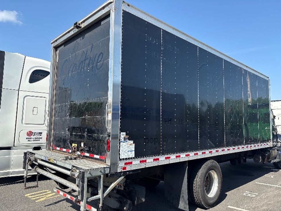 Medium Duty Box Truck-Light and Medium Duty Trucks-Hino-2018-268-North Bergen-NJ-50,843\n\t\tmiles-$ 56,750 - Image 16