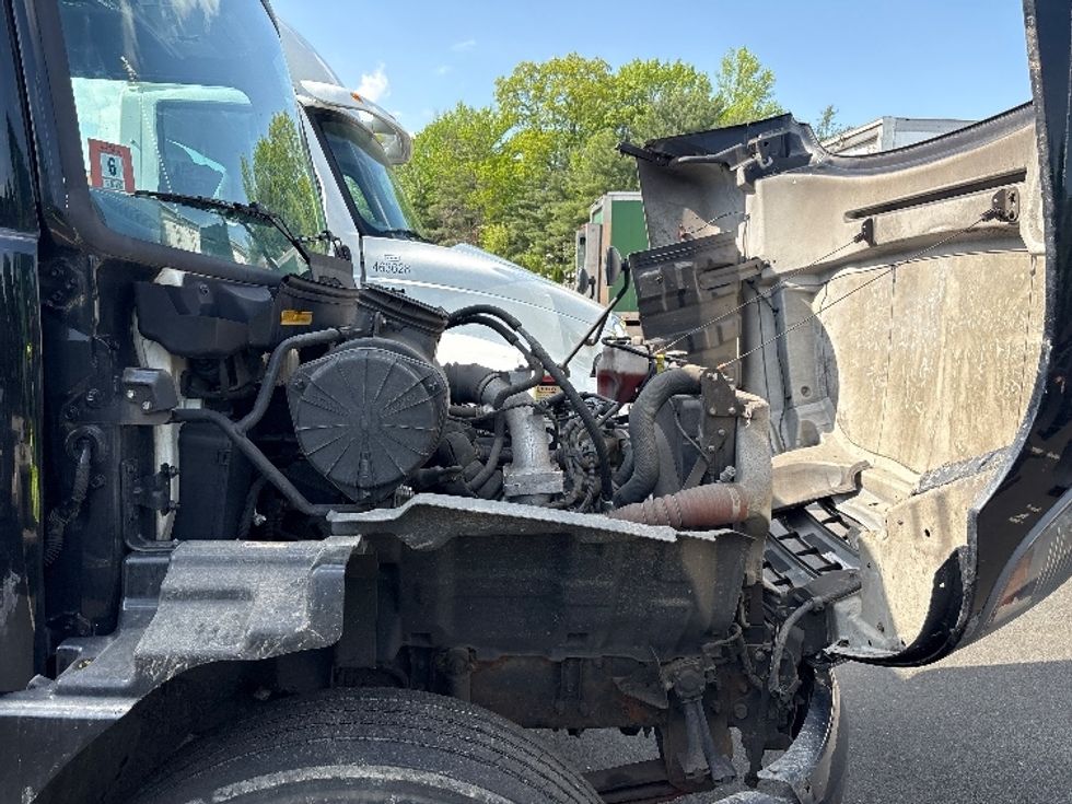 Medium Duty Box Truck-Light and Medium Duty Trucks-Hino-2018-268-North Bergen-NJ-50,843\n\t\tmiles-$ 56,750 - Image 23