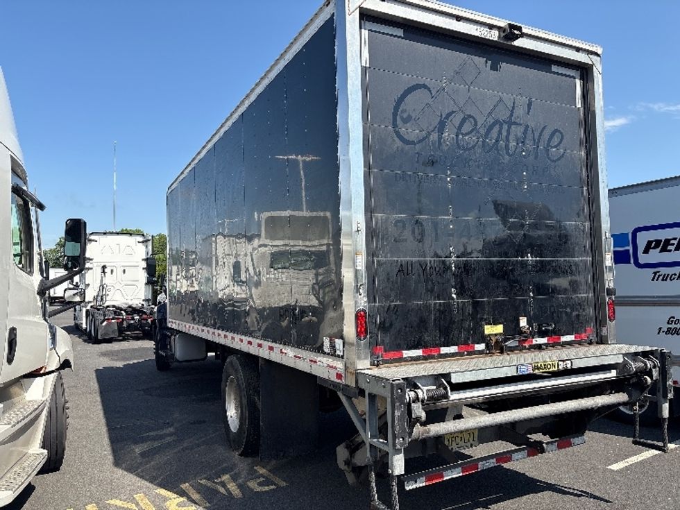 Medium Duty Box Truck-Light and Medium Duty Trucks-Hino-2018-268-North Bergen-NJ-50,843\n\t\tmiles-$ 56,750 - Image 4