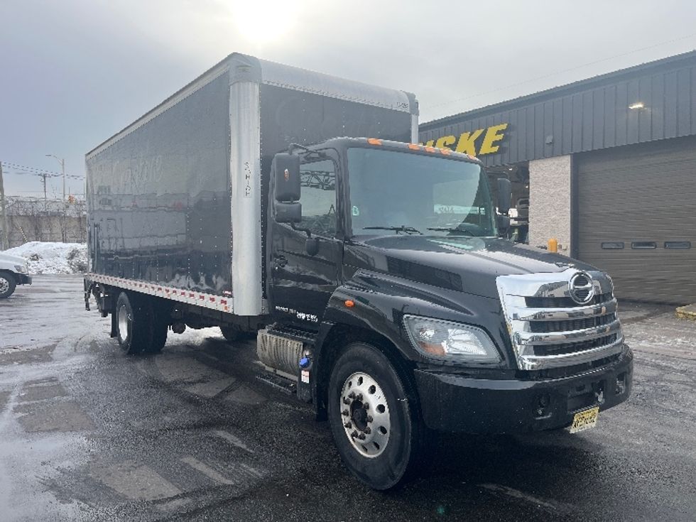 Medium Duty Box Truck-Light and Medium Duty Trucks-Hino-2018-268-North Bergen-NJ-55,025\n\t\tmiles-$ 54,750 - Image 1