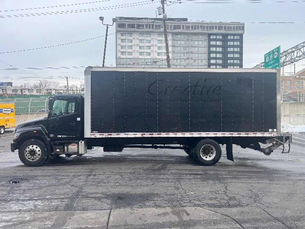 Medium Duty Box Truck-Light and Medium Duty Trucks-Hino-2018-268-North Bergen-NJ-55,025\n\t\tmiles-$ 54,750 - Image 4