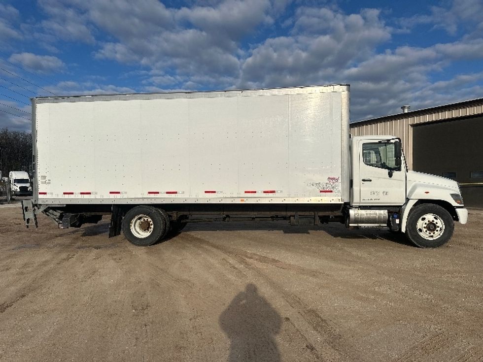 Medium Duty Box Truck-Light and Medium Duty Trucks-Hino-2018-268-North Fond Du Lac-WI-377,495\n\t\tmiles-$ 13,250 - Image 15