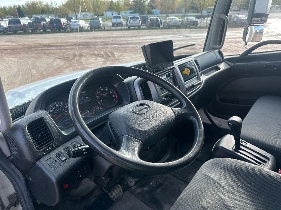 Medium Duty Box Truck-Light and Medium Duty Trucks-Hino-2018-268-North Fond Du Lac-WI-377,495\n\t\tmiles-$ 13,250 - Image 17