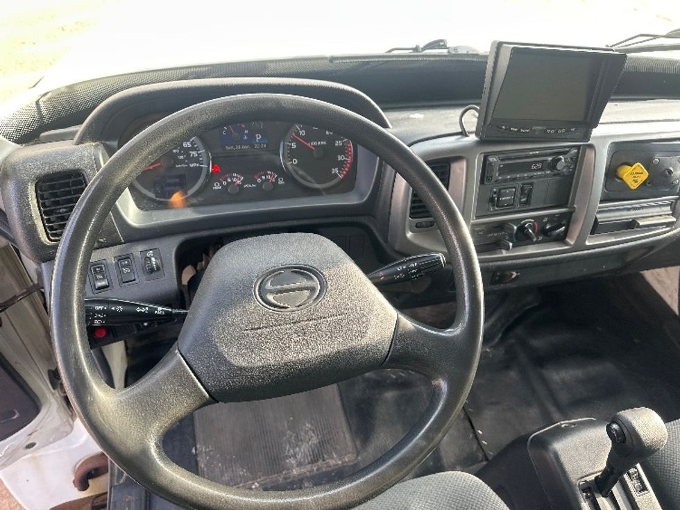 Medium Duty Box Truck-Light and Medium Duty Trucks-Hino-2018-268-North Fond Du Lac-WI-377,495\n\t\tmiles-$ 13,250 - Image 18