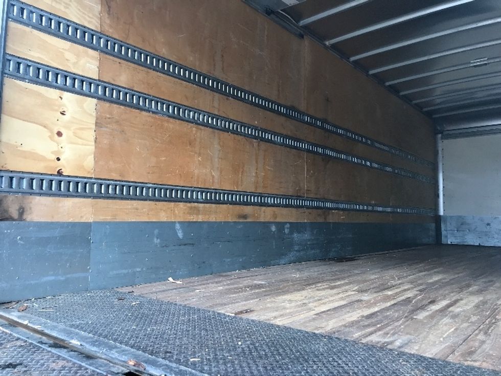 Medium Duty Box Truck-Light and Medium Duty Trucks-Hino-2018-268-Pell City-AL-156,902\n\t\tmiles-$ 55,000 - Image 11