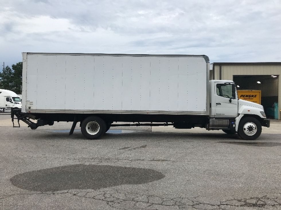 Medium Duty Box Truck-Light and Medium Duty Trucks-Hino-2018-268-Pell City-AL-156,902\n\t\tmiles-$ 55,000 - Image 15