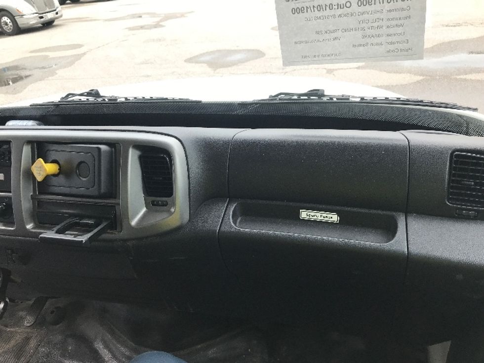 Medium Duty Box Truck-Light and Medium Duty Trucks-Hino-2018-268-Pell City-AL-156,902\n\t\tmiles-$ 55,000 - Image 21