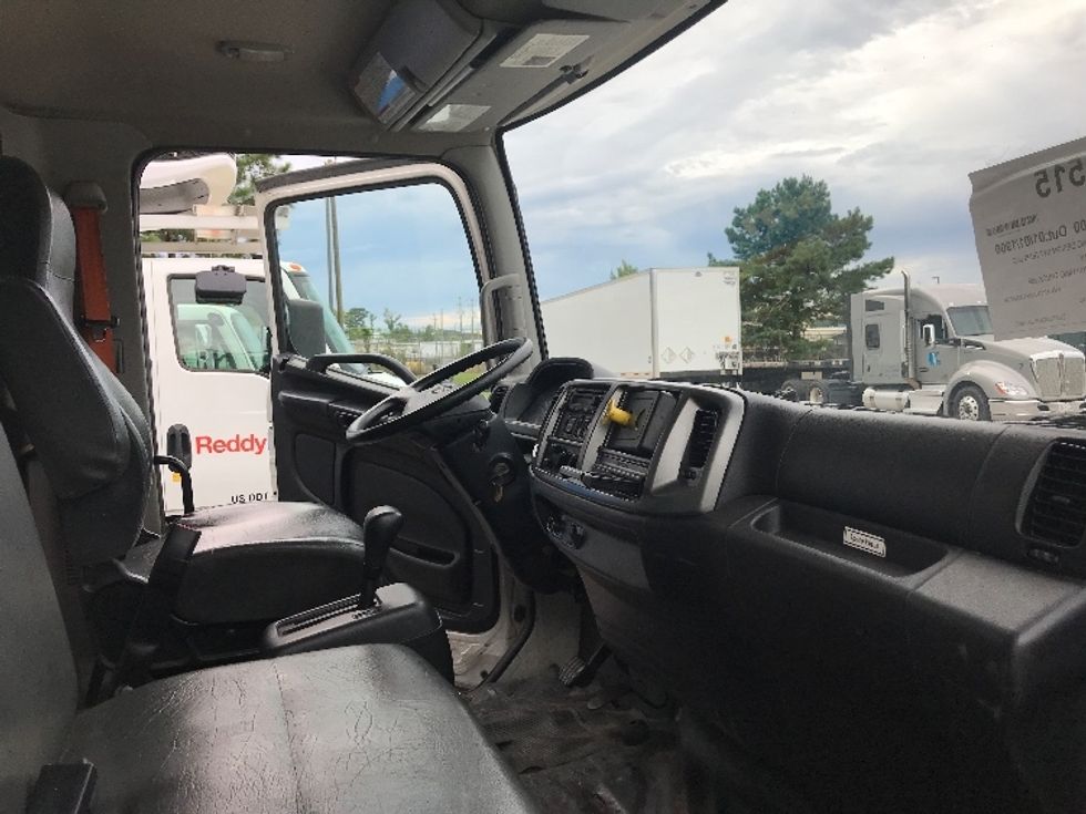 Medium Duty Box Truck-Light and Medium Duty Trucks-Hino-2018-268-Pell City-AL-156,902\n\t\tmiles-$ 55,000 - Image 22