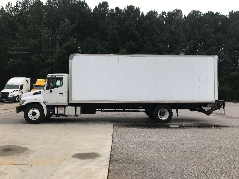 Medium Duty Box Truck-Light and Medium Duty Trucks-Hino-2018-268-Pell City-AL-156,902\n\t\tmiles-$ 55,000 - Image 4