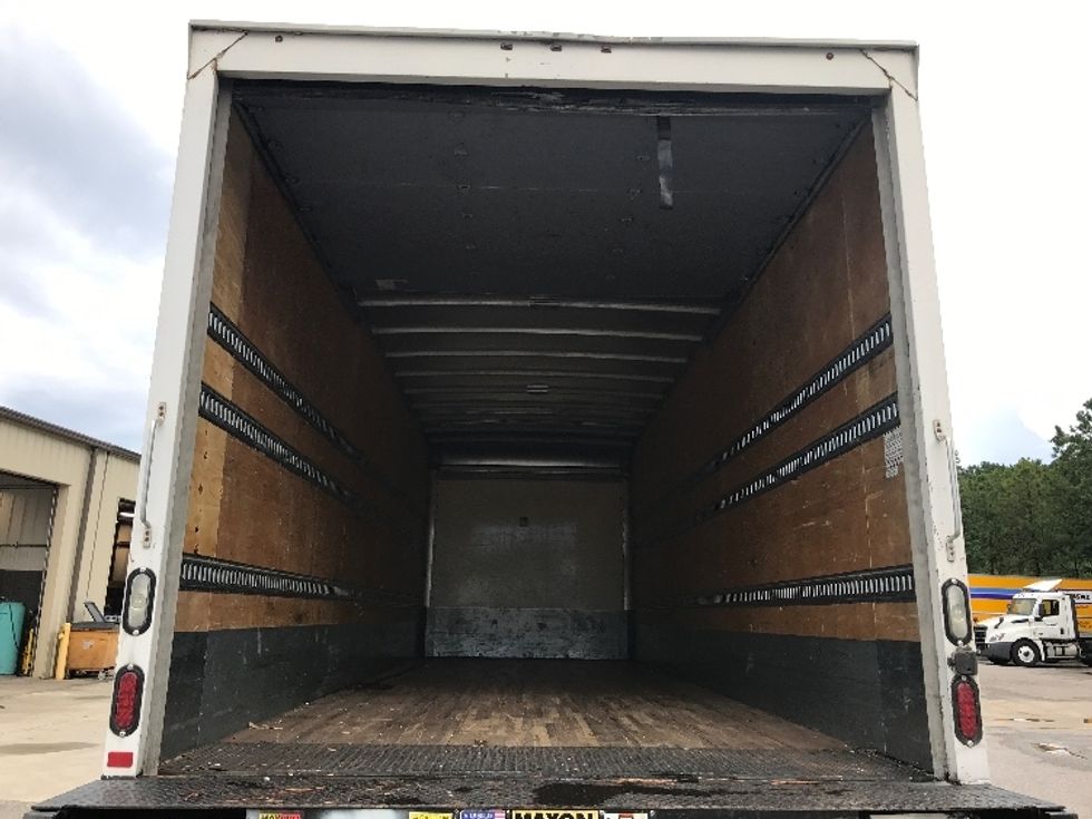 Medium Duty Box Truck-Light and Medium Duty Trucks-Hino-2018-268-Pell City-AL-156,902\n\t\tmiles-$ 55,000 - Image 8