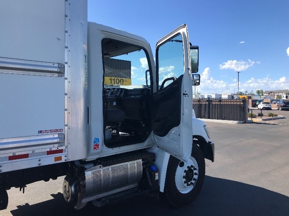 Medium Duty Box Truck-Light and Medium Duty Trucks-Hino-2018-268-Phoenix-AZ-173,099\n\t\tmiles-$ 50,000 - Image 20