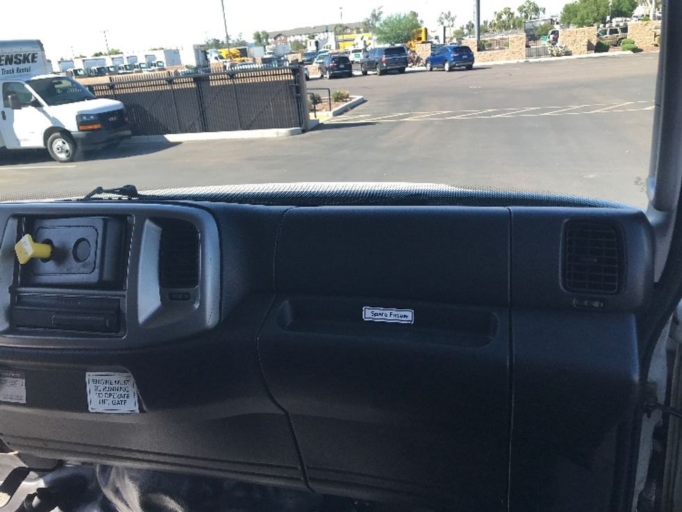 Medium Duty Box Truck-Light and Medium Duty Trucks-Hino-2018-268-Phoenix-AZ-173,099\n\t\tmiles-$ 50,000 - Image 21
