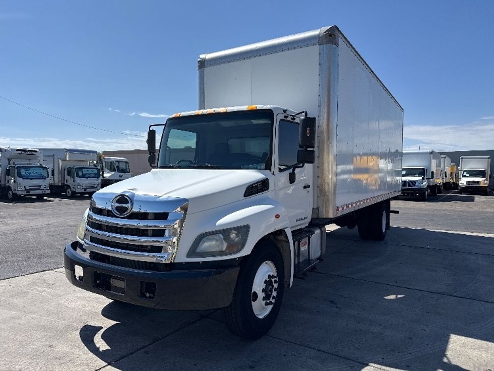 Medium Duty Box Truck-Light and Medium Duty Trucks-Hino-2018-268-Phoenix-AZ-244,779\n\t\tmiles-$ 35,250 - Image 3