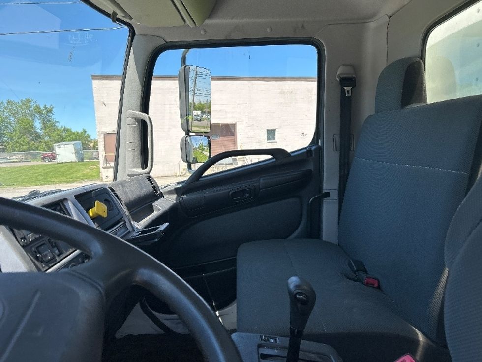 Medium Duty Box Truck-Light and Medium Duty Trucks-Hino-2018-268-Rochester-NY-243,851\n\t\tmiles-$ 30,750 - Image 18