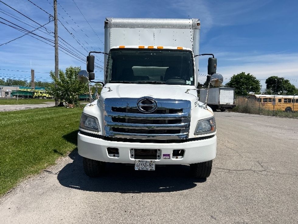Medium Duty Box Truck-Light and Medium Duty Trucks-Hino-2018-268-Rochester-NY-243,851\n\t\tmiles-$ 30,750 - Image 2