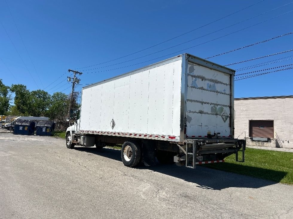 Medium Duty Box Truck-Light and Medium Duty Trucks-Hino-2018-268-Rochester-NY-243,851\n\t\tmiles-$ 30,750 - Image 6