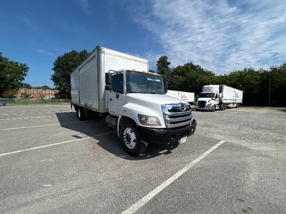 Medium Duty Box Truck-Light and Medium Duty Trucks-Hino-2018-268-Sandston-VA-344,388\n\t\tmiles-$ 27,500 - Image 1