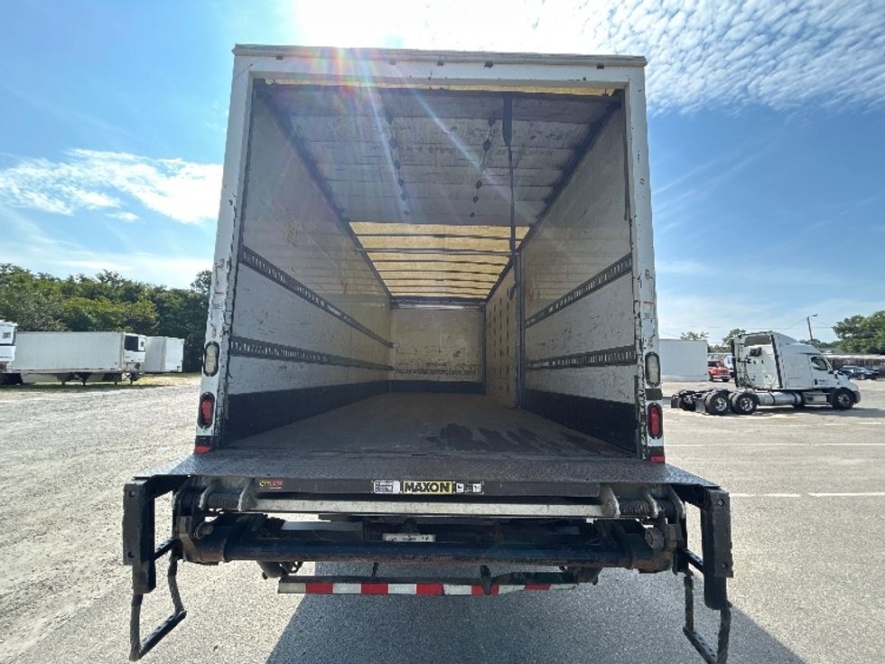 Medium Duty Box Truck-Light and Medium Duty Trucks-Hino-2018-268-Sandston-VA-344,388\n\t\tmiles-$ 27,500 - Image 8