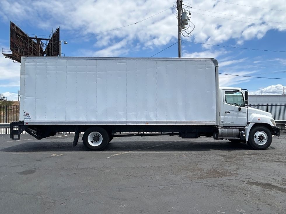 Medium Duty Box Truck-Light and Medium Duty Trucks-Hino-2018-268-Torrance-CA-148,043\n\t\tmiles-$ 53,500 - Image 15
