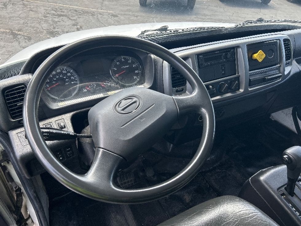 Medium Duty Box Truck-Light and Medium Duty Trucks-Hino-2018-268-Torrance-CA-148,043\n\t\tmiles-$ 53,500 - Image 17