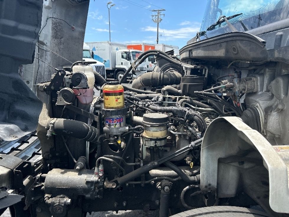 Medium Duty Box Truck-Light and Medium Duty Trucks-Hino-2018-268-Torrance-CA-148,043\n\t\tmiles-$ 53,500 - Image 24